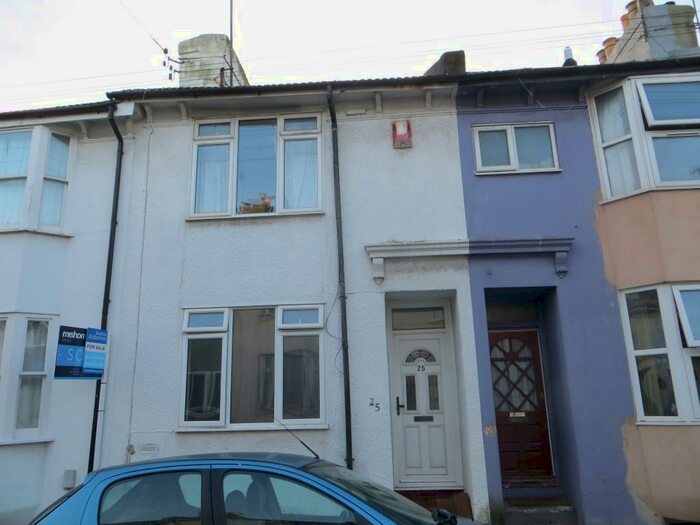 6 Bedroom Terraced House To Rent In St Mary Magdalene Street, BN2