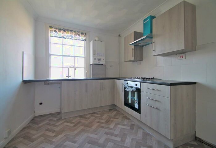 1 Bedroom Flat To Rent In B High Street, Gravesend, Kent, DA11