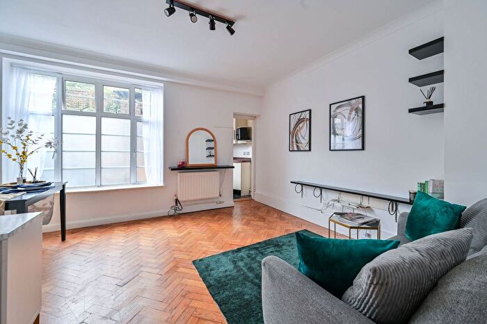 1 Bedroom Flat To Rent In Rutherford Street, Westminster, London, SW1P