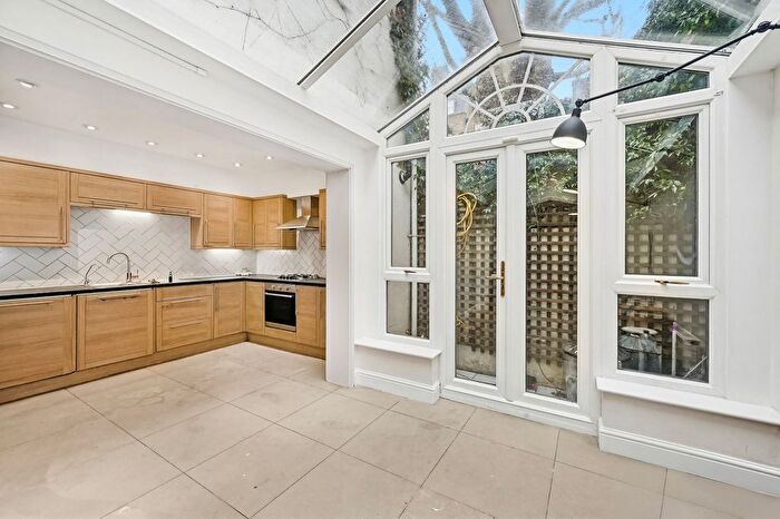 3 Bedroom End Terrace House To Rent In Woodfall Street, Chelsea, SW3