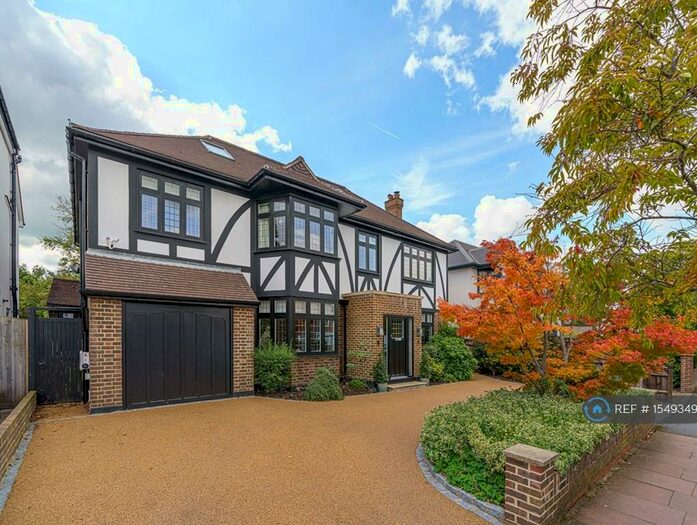 5 Bedroom Detached House To Rent In The Mead, West Wickham, BR4