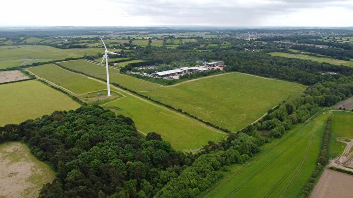 Property For Sale In Cross Lane, Blidworth, Mansfield, Nottinghamshire, NG21