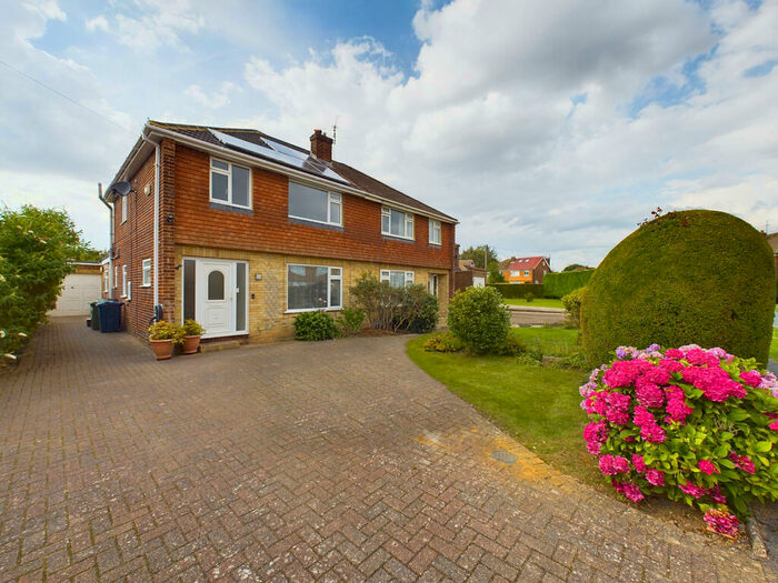 4 Bedroom Semi-Detached House To Rent In Westwood Drive, Little Chalfont, HP6