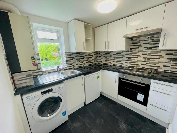 1 Bedroom Flat To Rent In Anson Road, Willesden Green, NW2