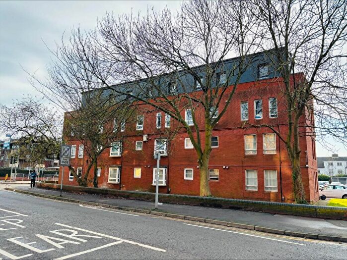 1 Bedroom Apartment For Sale In Billing Road, Abington, Northampton, NN1