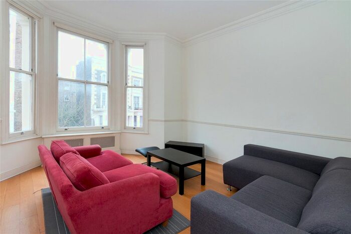 2 Bedroom Flat To Rent In Chesterton Road, London, W10