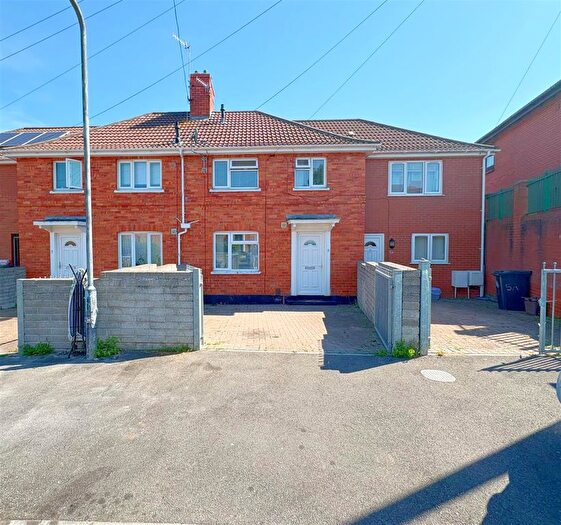 3 Bedroom Terraced House For Sale In Newry Walk, Bristol, BS4