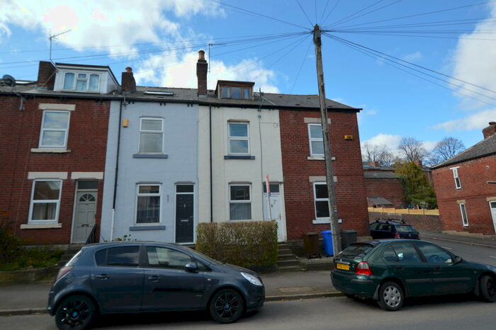 3 Bedroom House To Rent In Valley Road, Meersbrook, S8