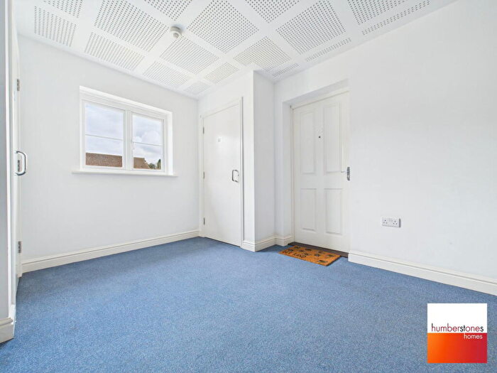 1 Bedroom Flat For Sale In Charter Place, Oldbury, B68