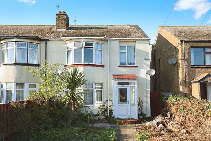 3 Bedroom Semi Detached House For Sale In Borough Road, Queenborough, ME11