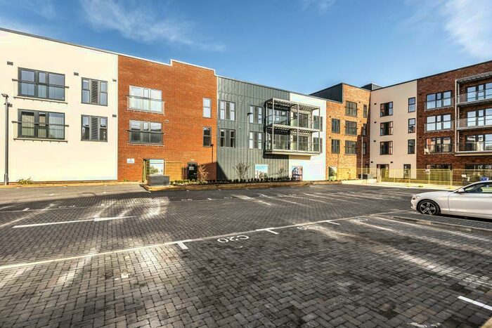 1 Bedroom Apartment To Rent In Graven Hill, Bicester, OX25