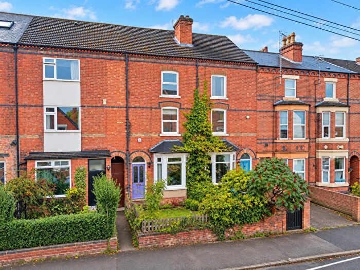 4 Bedroom Terraced House For Sale In Burnham Street., Nottingham, NG5