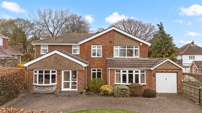 6 Bedroom Detached House For Sale In Furze Close, Worthing, BN13