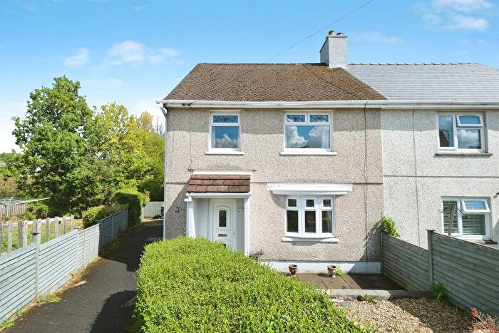 3 Bedroom Semi-detached House For Sale In Bevan Crescent, Ebbw Vale, NP23