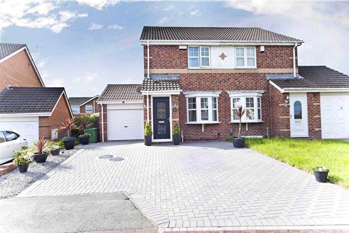 2 Bedroom Semi-detached House For Sale In Talland Close, Hartlepool, TS27