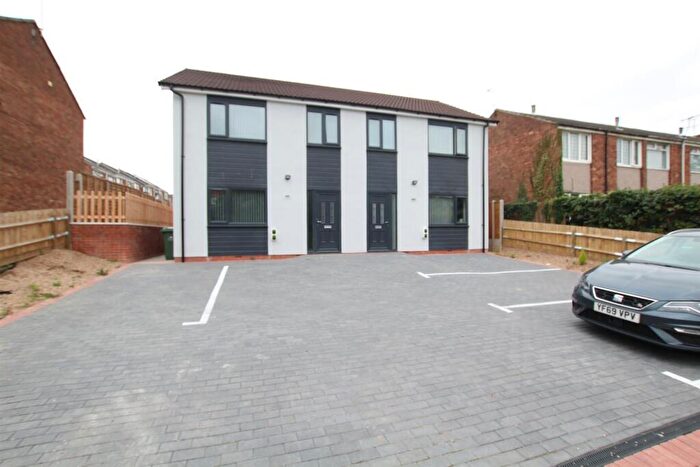 3 Bedroom Semi-Detached House To Rent In Hinckley Road, Walsgrave On Sowe, Coventry, CV2