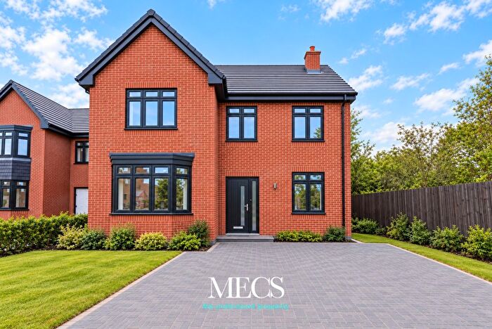 4 Bedroom Detached House For Sale In Birmingham Road, Bromsgrove, Worcestershire, B61