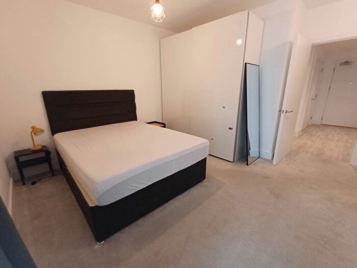 2 Bedroom Flat To Rent In Kite Close, London, SE2
