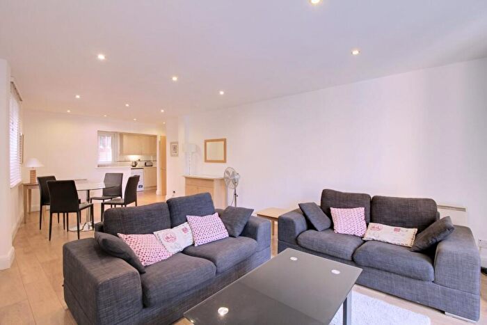 2 Bedroom Apartment To Rent In Bartholomew Close, City, EC1A