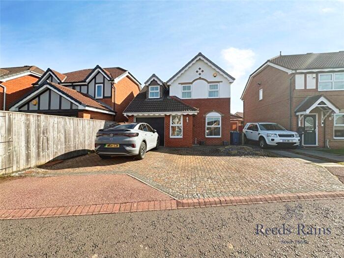 3 Bedroom Detached House For Sale In Thirlington Close, Newcastle Upon Tyne, Tyne And Wear, NE5
