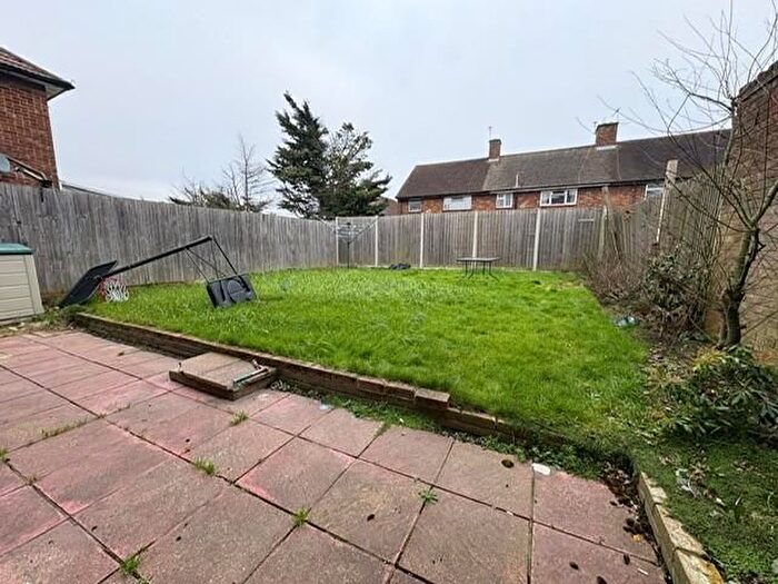 5 Bedroom End Of Terrace House To Rent In Bedfont Close, Feltham, TW14