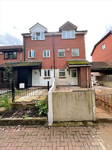 3 Bedroom End Of Terrace House To Rent In Gadwall Way, London, SE28