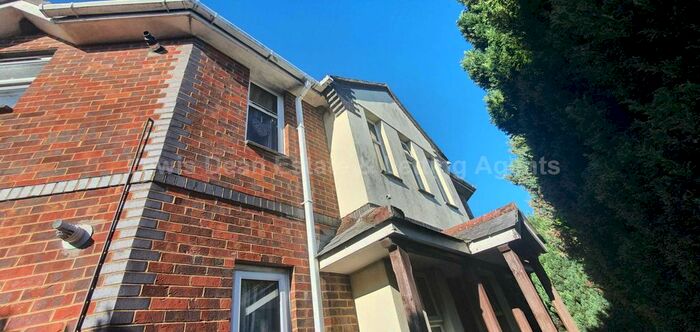 2 Bedroom Flat To Rent In Sea View Road, Upton, Poole, BH16