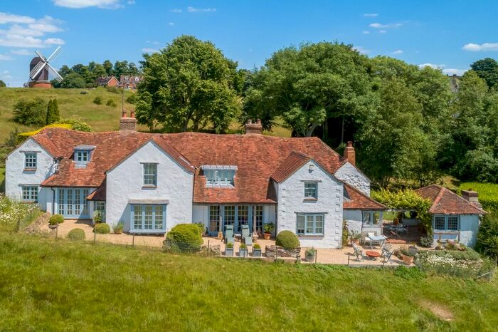 4 Bedroom Detached House For Sale In South Hills, Brill, Buckinghamshire, HP18