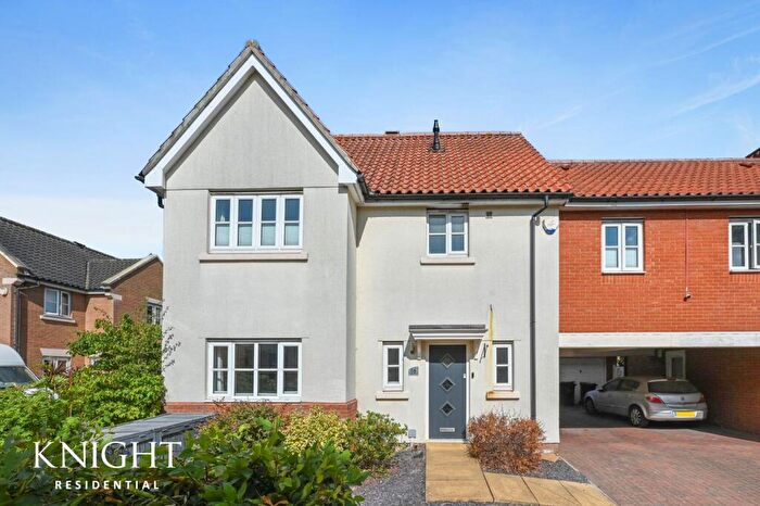4 Bedroom Detached House For Sale In Cranborne Close, Colchester, CO4