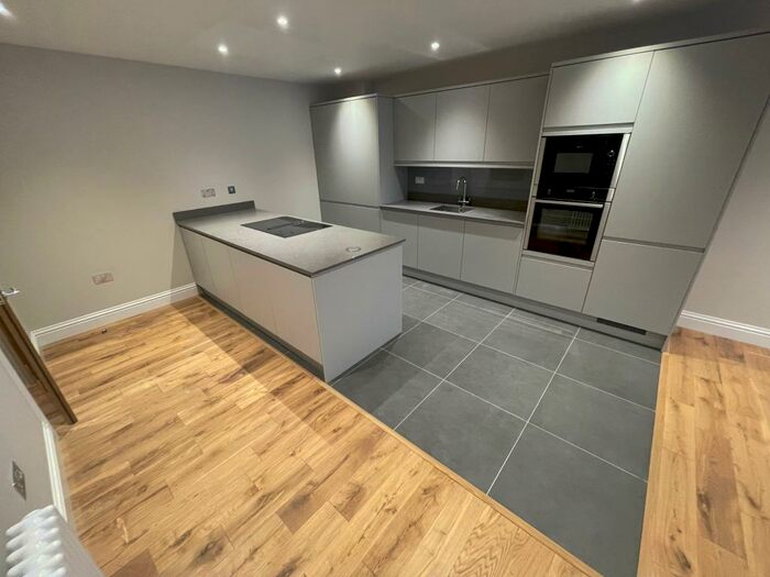 2 Bedroom Flat To Rent In Albion Street, Birmingham, B1