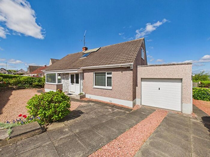 4 Bedroom Detached House For Sale In Linton Terrace, Perth, PH1