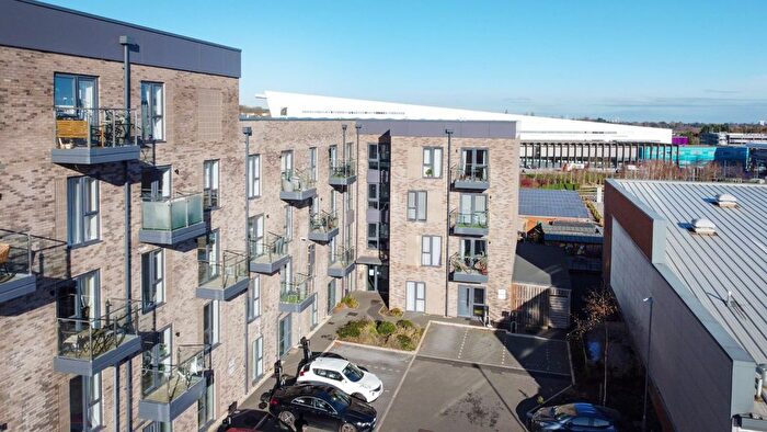 2 Bedroom Flat For Sale In Cooper Avenue, Birmingham, West Midlands, B31