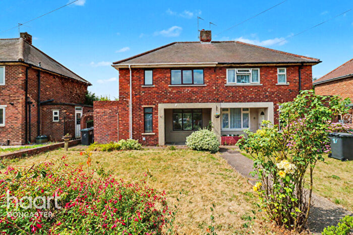 2 Bedroom Semi Detached House For Sale In Greenfield Lane, Balby, Doncaster, DN4