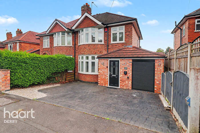 3 Bedroom Semi-Detached House For Sale In West Bank Road, Allestree, DE22