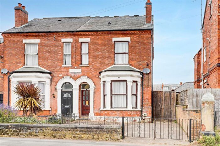 4 Bedroom Semi Detached House For Sale In Regent Street, New Basford, NG7