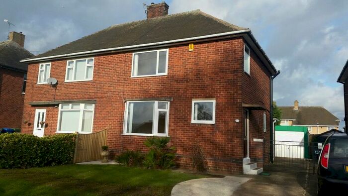2 Bedroom Semi-Detached House To Rent In Thirlmere Road, Newbold, Chesterfield, S41