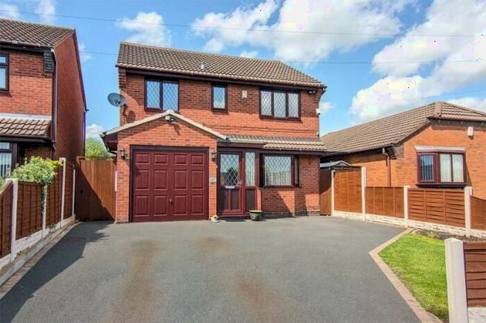 3 Bedroom Detached House To Rent In Spinney Lane, Chase Terrace, Burntwood, WS7