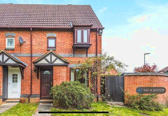 1 Bedroom Terraced House To Rent In Dairymans Walk, Guildford, GU4