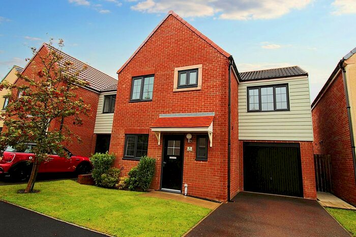 3 Bedroom Detached House To Rent In Fenchurch Close, Wideopen, Newcastle Upon Tyne, NE13