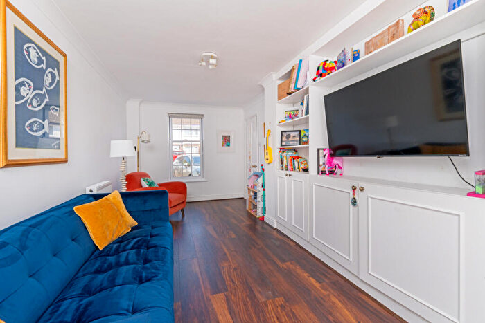 3 Bedroom End Of Terrace House For Sale In Clarence Road, Stansted, CM24