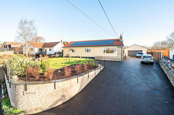 4 Bedroom Bungalow For Sale In Redmans Hill, Blackford, Wedmore, BS28