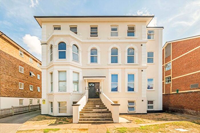 Studio For Sale In Surbiton Road, Kingston Upon Thames, KT1
