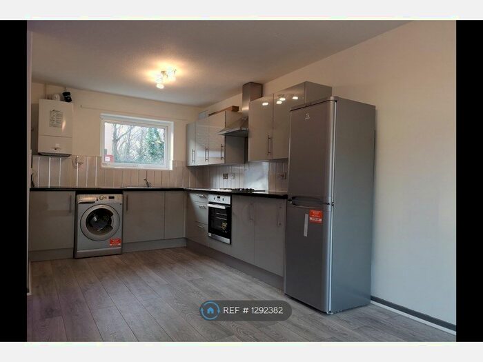 4 Bedroom End Of Terrace House To Rent In Whitwell, Peterborough PE4