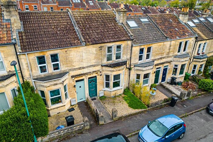 6 Bedroom Terraced House For Sale In Osborne Road, Bath, BA1