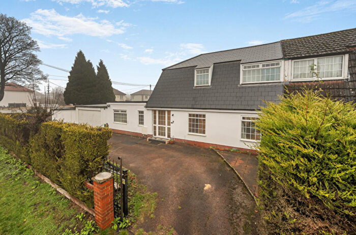 4 Bedroom Semi Detached House For Sale In King George Avenue, Chapel Allerton, Leeds, LS7