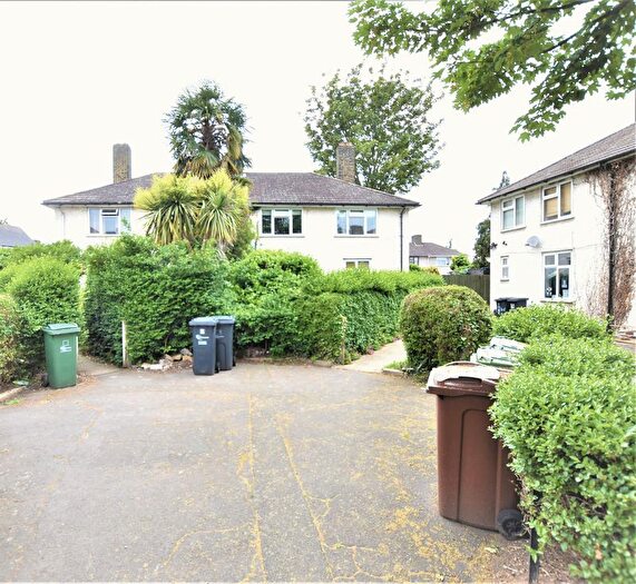 1 Bedroom Flat To Rent In Rowney Gardens, Dagenham, RM9
