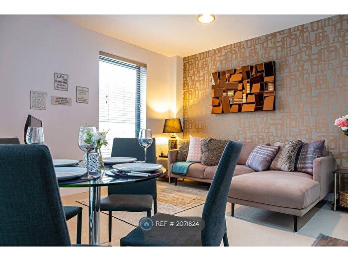 2 Bedroom Flat To Rent In Summer Lane, Birmingham, B19