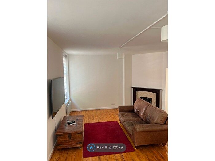 1 Bedroom Flat To Rent In Maclise House, London, SW1P