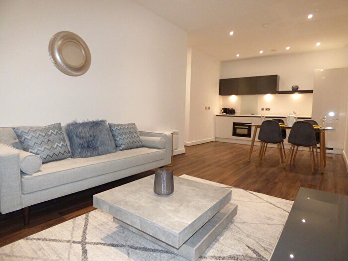 2 Bedroom Apartment To Rent In The Kettleworks, Pope Street, Birmingham, B1