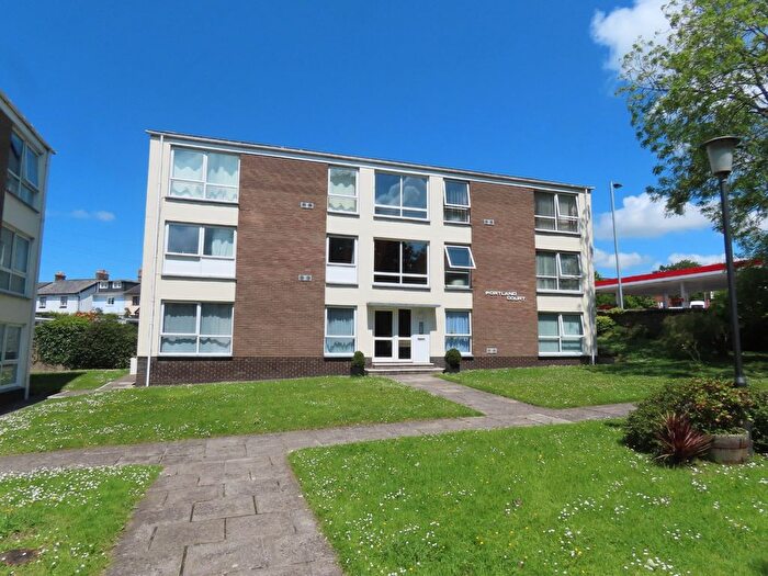 2 Bedroom Flat To Rent In Victoria Road, Barnstaple, EX32